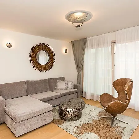 Perla Apartment Split