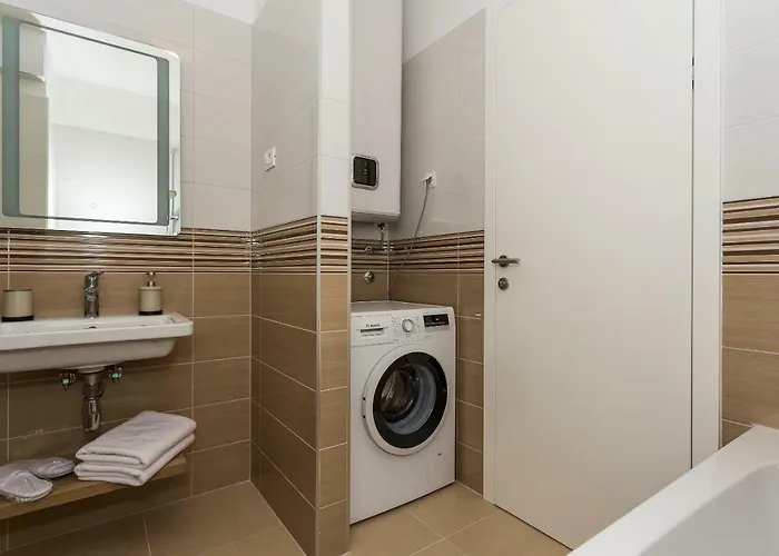 Perla Apartment Split